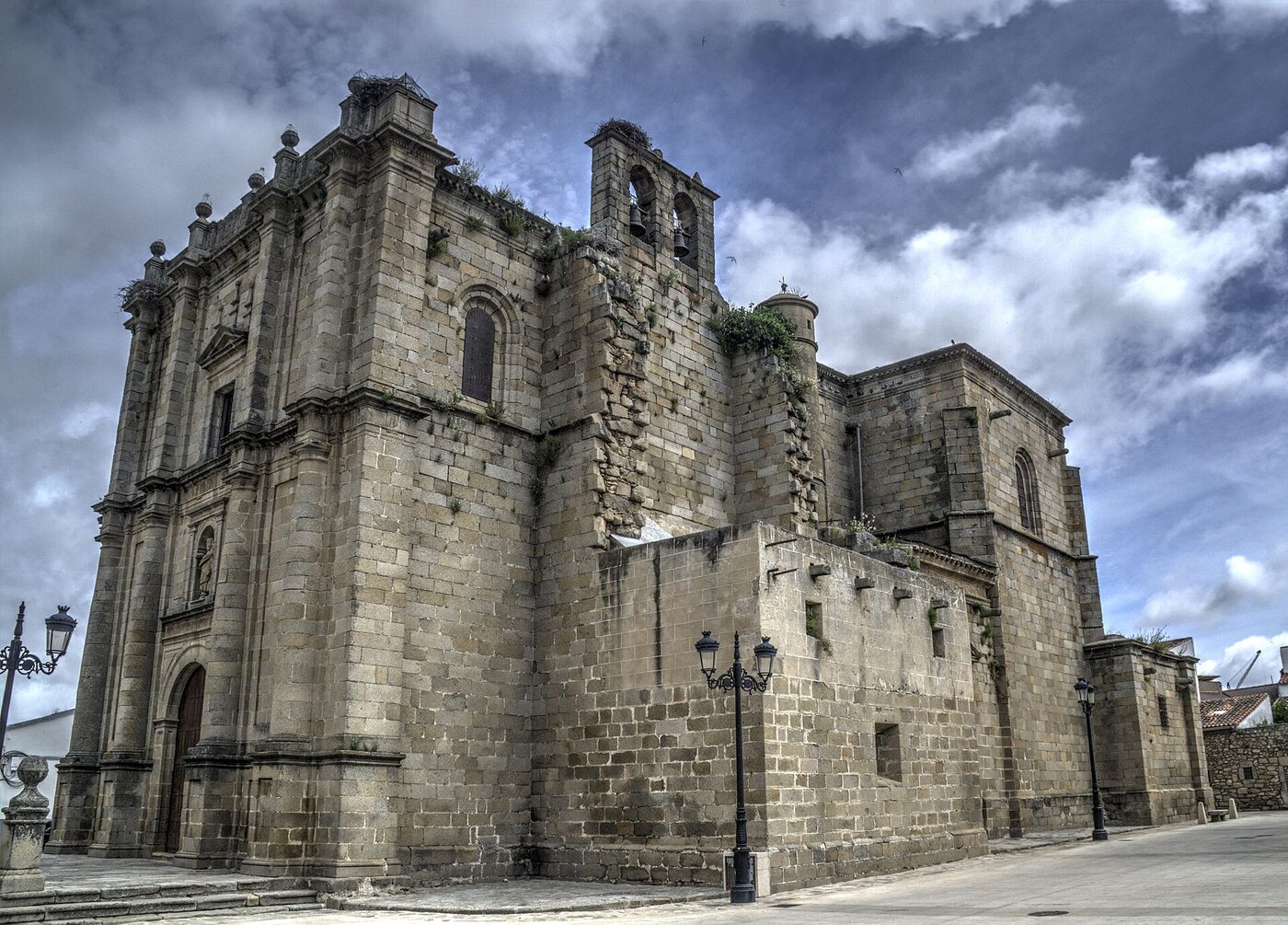 Iglesia de San Andres en Zarza la Mayor