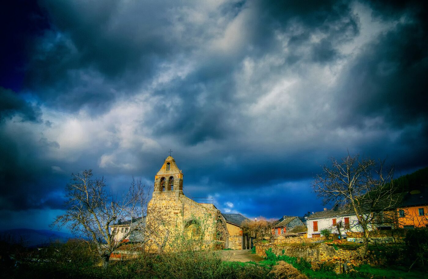 Iglesia de Santa Colomba de Castropodame en Castropodame