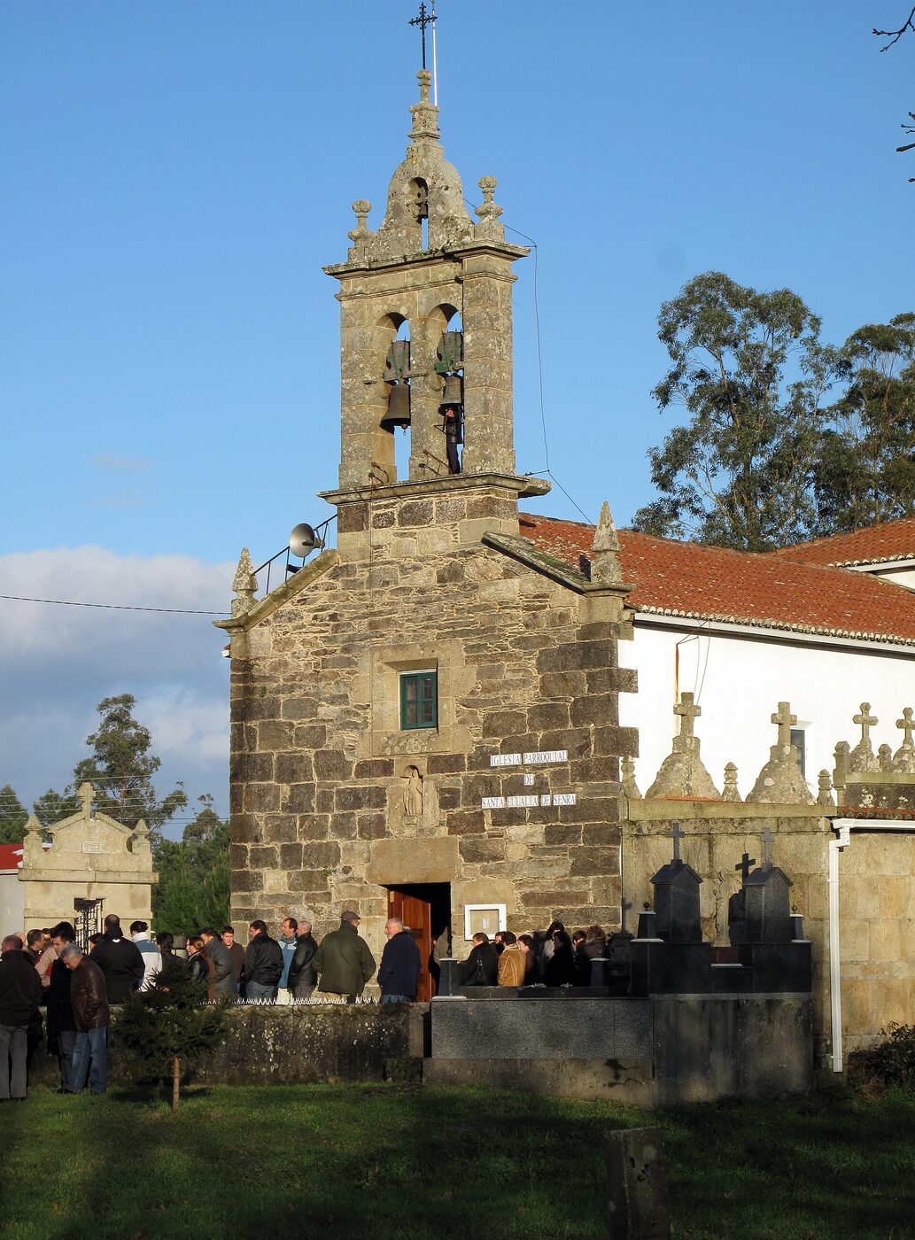 Igrexa de Santa Eulalia de Senra en Oroso