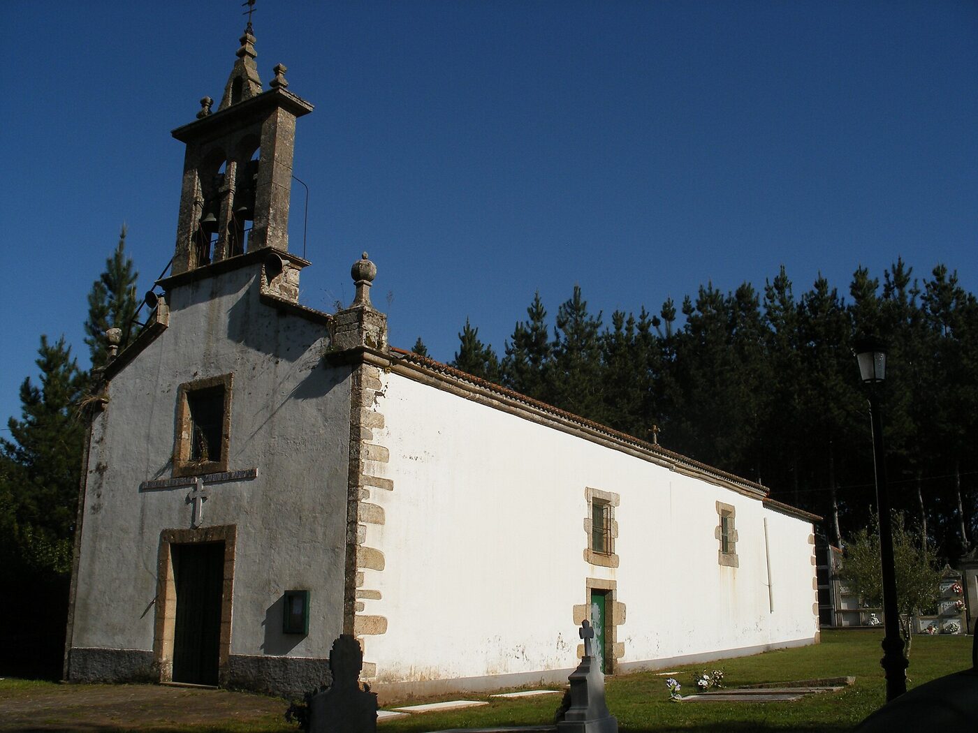 Igrexa de Santa María de Cardama en Oroso