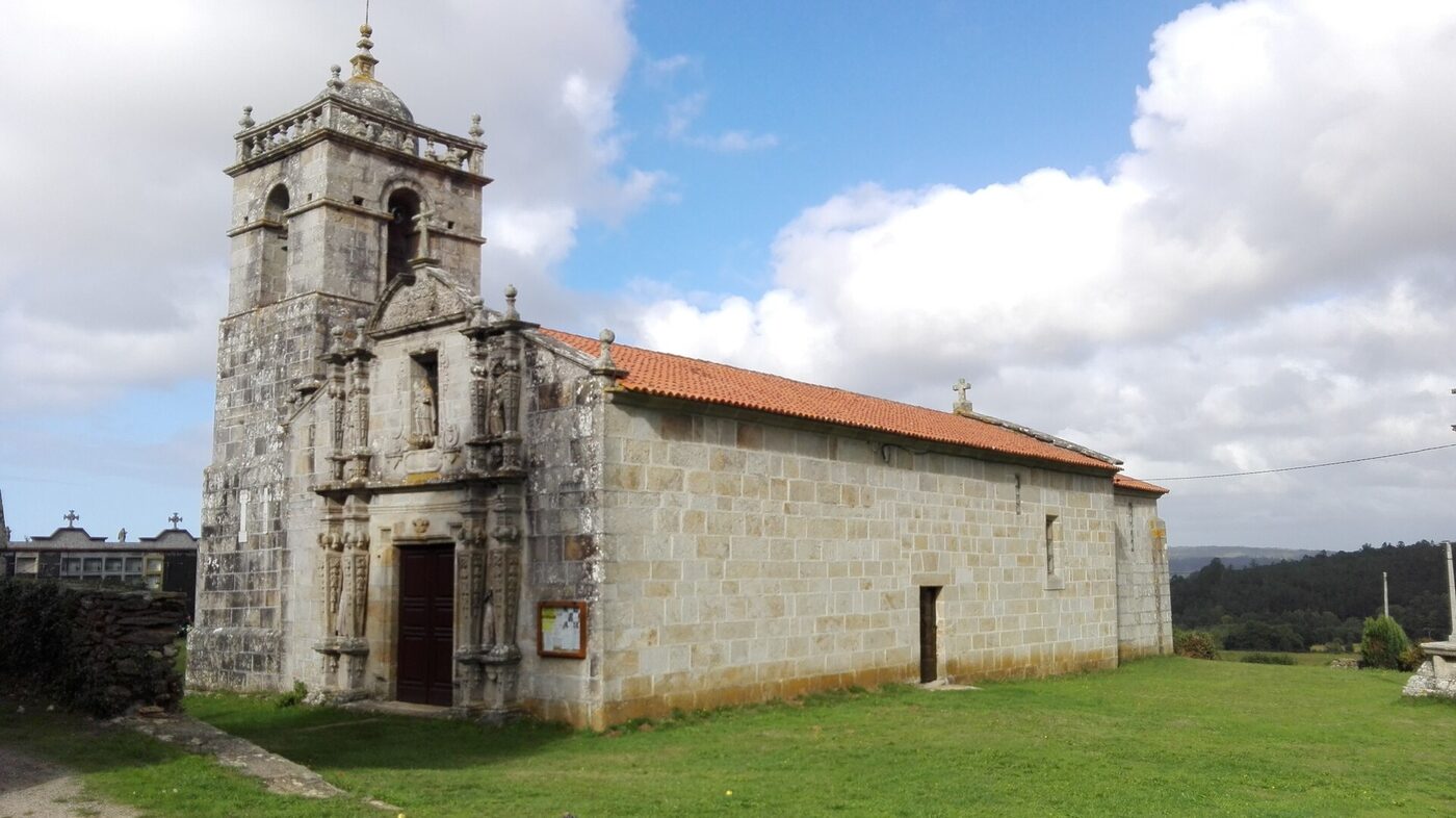 Igrexa de Santa Baia de Castro en Coristanco