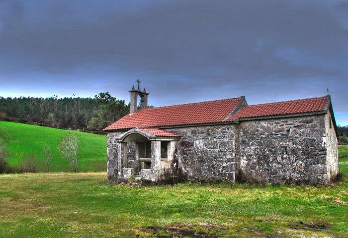 Ermida de Santa Lucía de Olveira