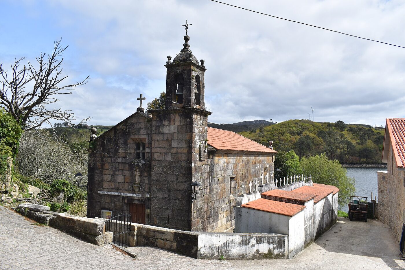 Igrexa de Santa Uxía do Ézaro en Dumbría
