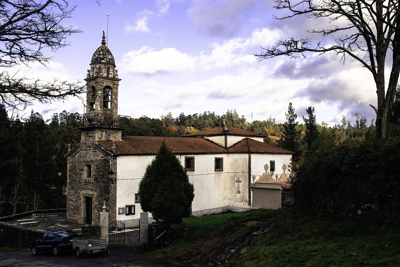 Igrexa de Santa María de Gonzar en O Pino