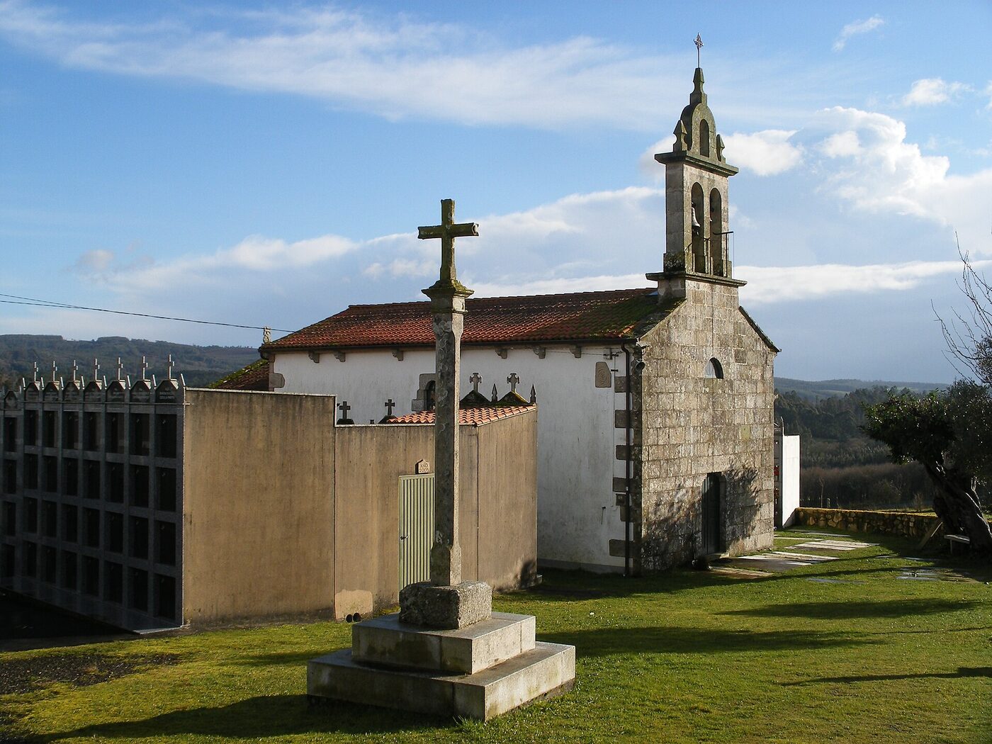 Igrexa de San Pedro da Mella en Arzúa