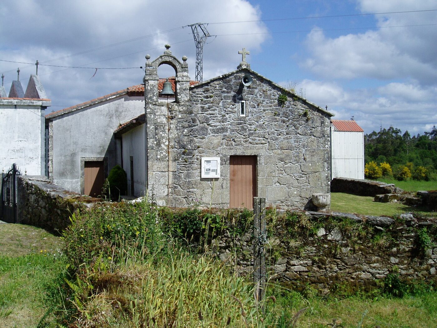 Igrexa de Santa María de Grixoa de Esternande en Santa Comba