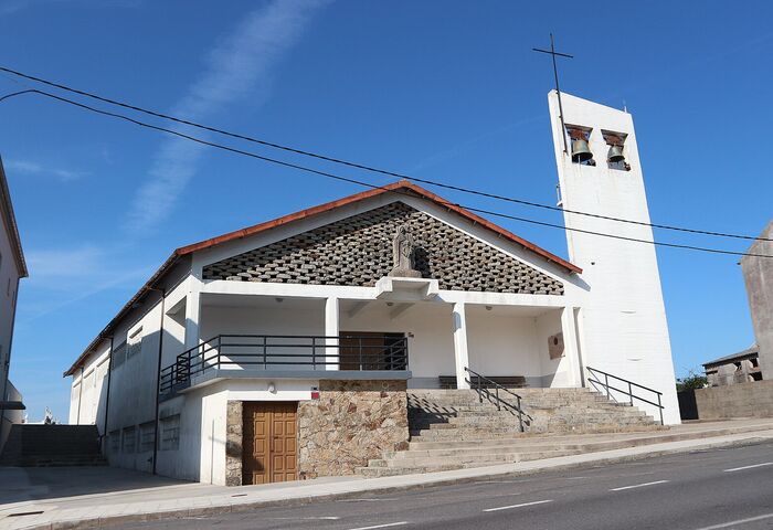 Igrexa de San Pedro de Santa Comba