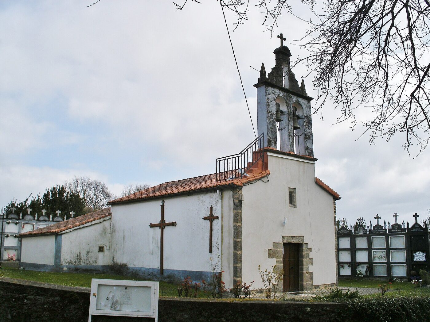 Igrexa de Santalla de Agrón en Melide