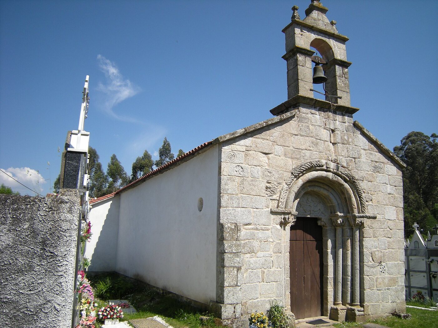 Igrexa de San Martiño de Moldes en Melide