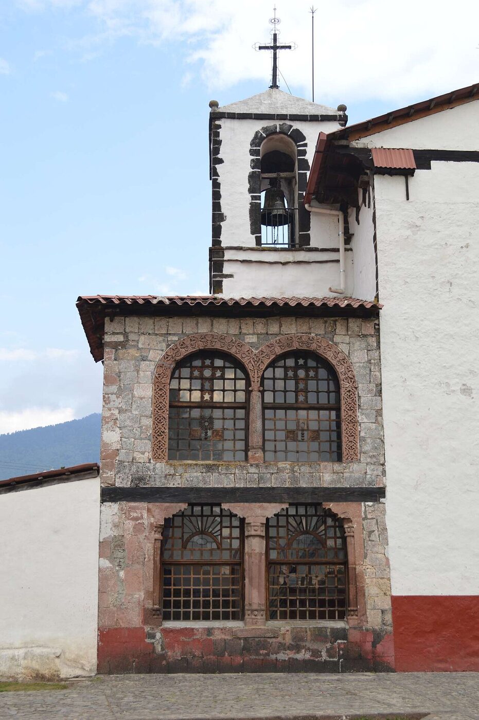 Iglesia de Santo Santiago Apostol en Uruapan