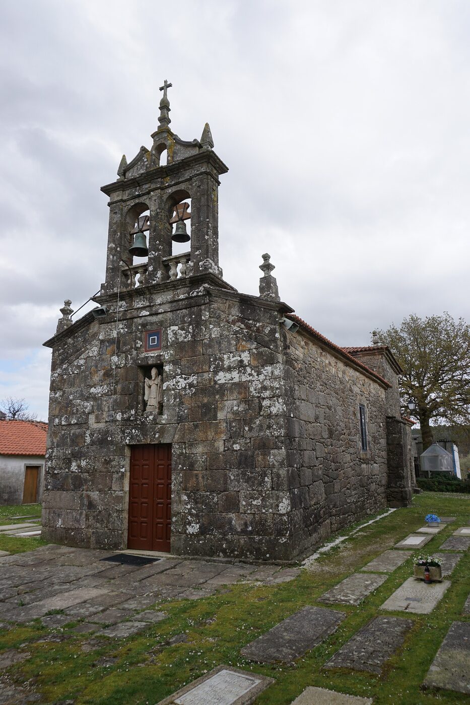 Igrexa de San Pedro de Vilar en Zas