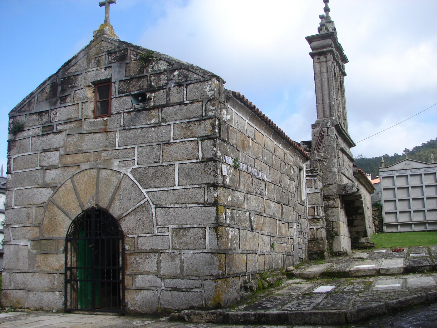 Igrexa de Santo Estevo de Soesto en Laxe