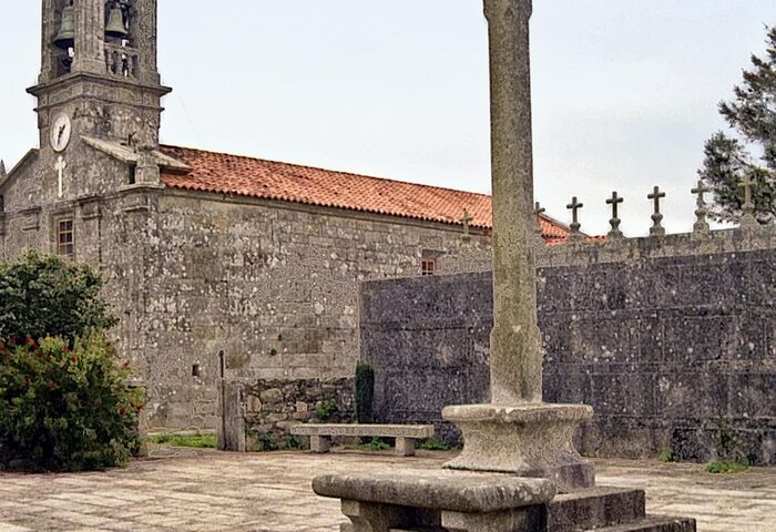 Igrexa de San Martiño de Cores