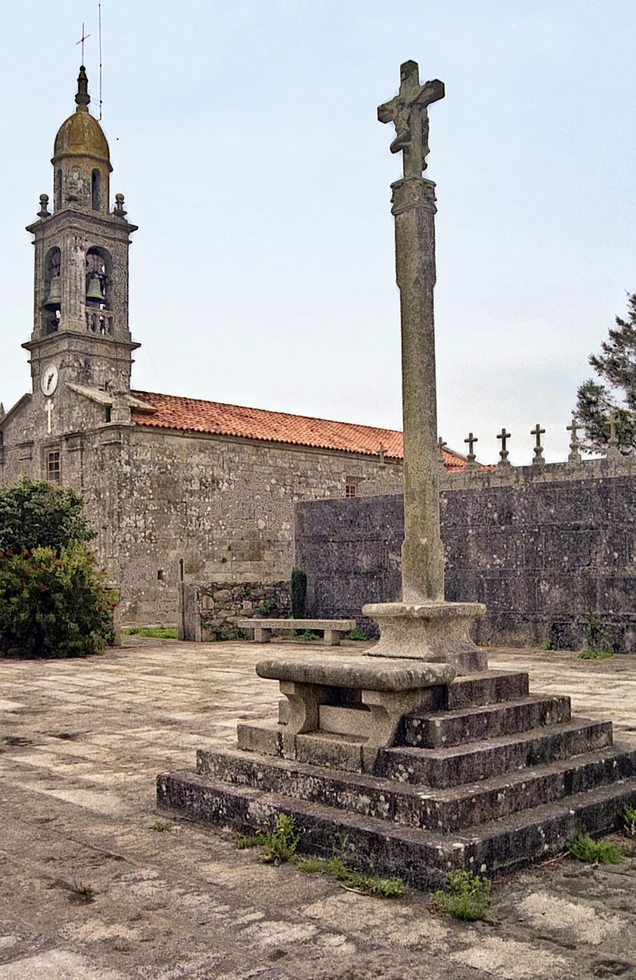 Igrexa de San Martiño de Cores en Ponteceso