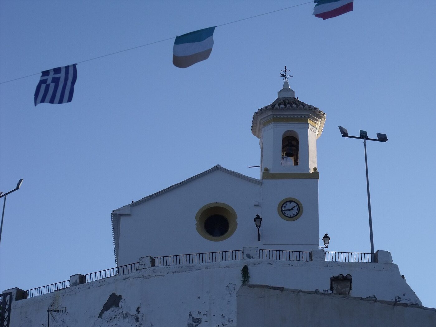 Iglesia de la Virgen del Rosario en Bayarque