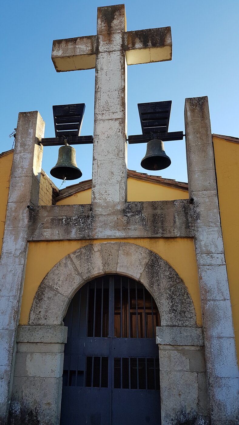 Iglesia de San Juan en Valdefresno