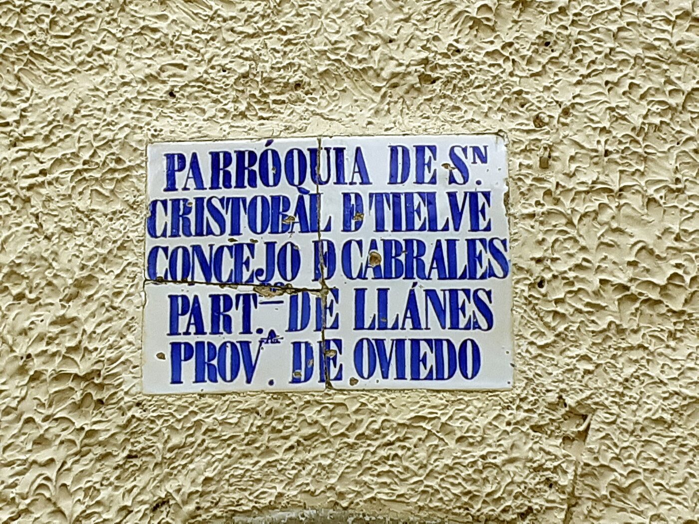 Iglesia de San Cristóbal en Cabrales