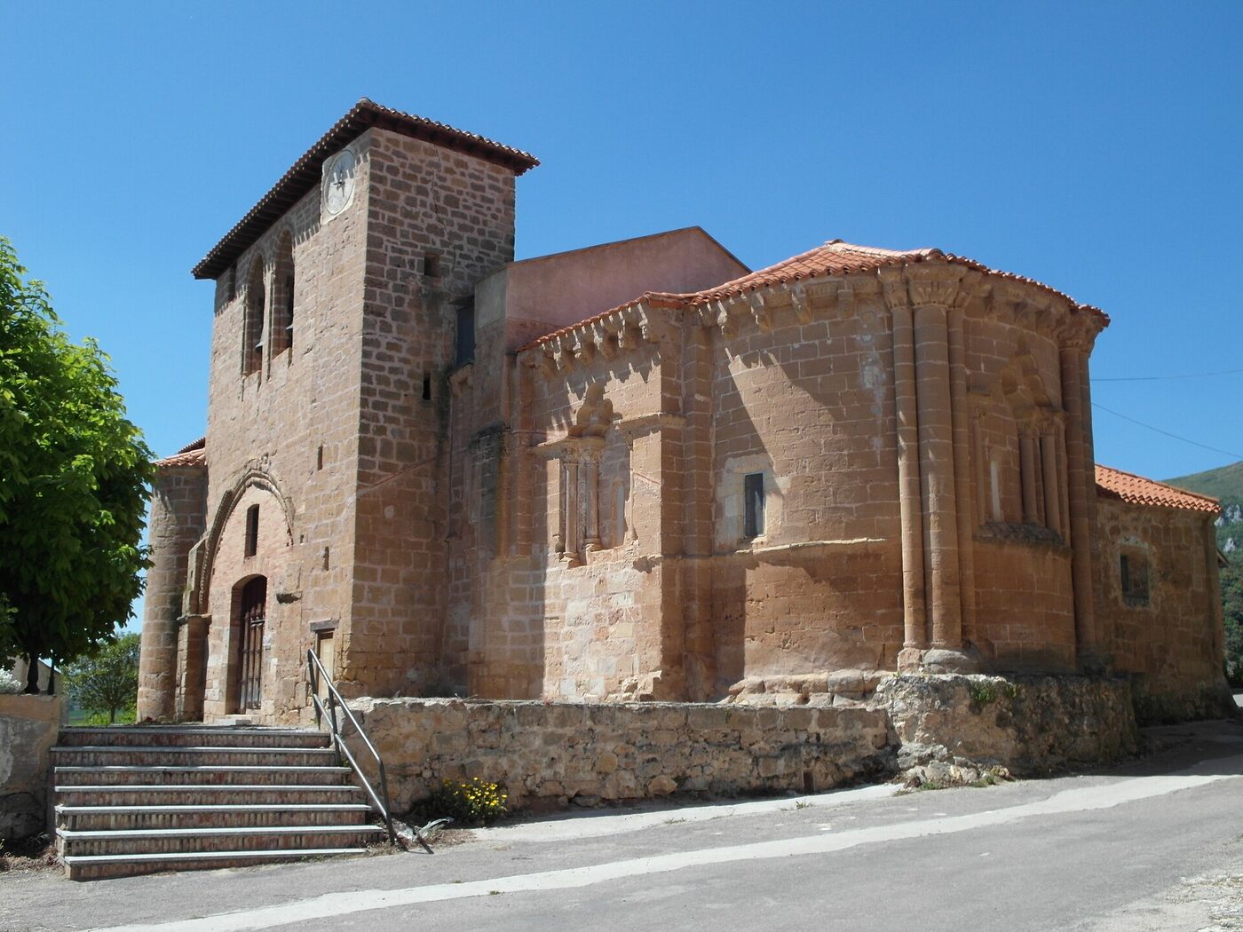 Iglesia de San Blas en Navas de Bureba