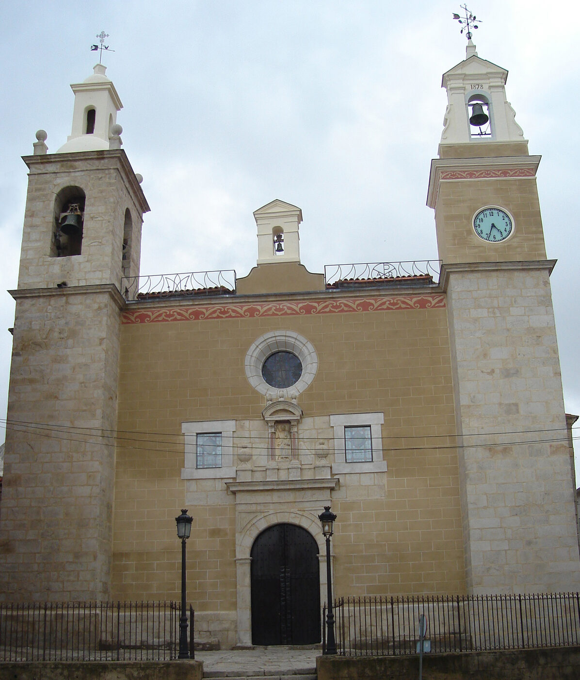 Parroquia de San Andrés Apóstol en Torrejoncillo