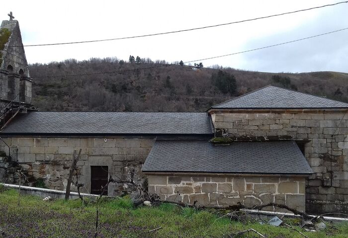 Igrexa de Santa María de Pradocabalos