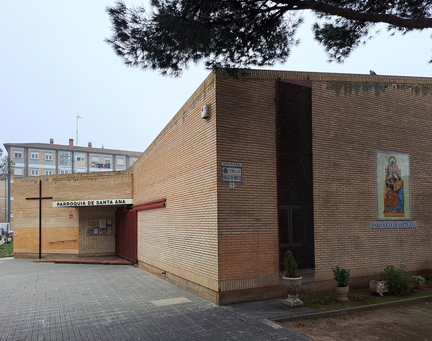 Parroquia de Santa Ana en Zaragoza