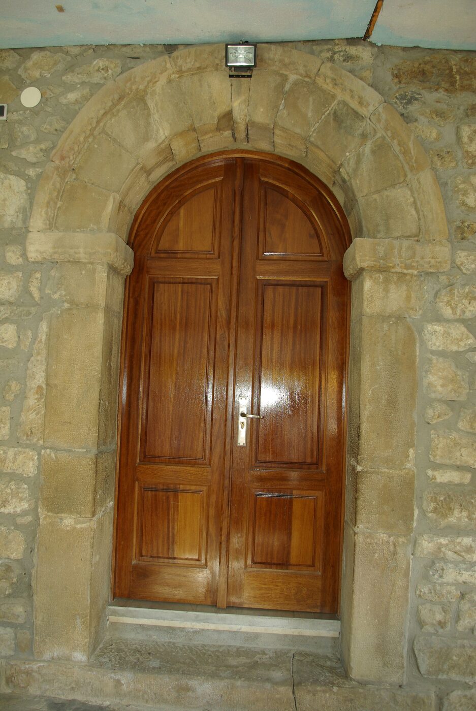 Iglesia de Santiago en Boca de Huérgano