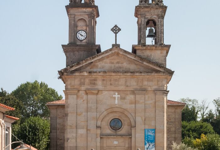 Igrexa de San Xulián de Pontecesures