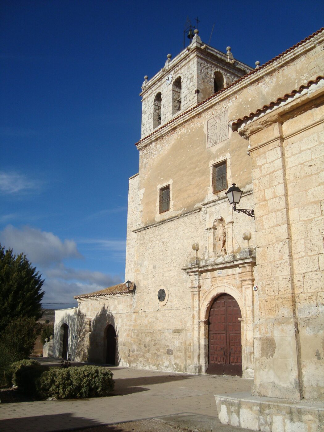 Iglesia de San Pelayo en Piñel de Abajo