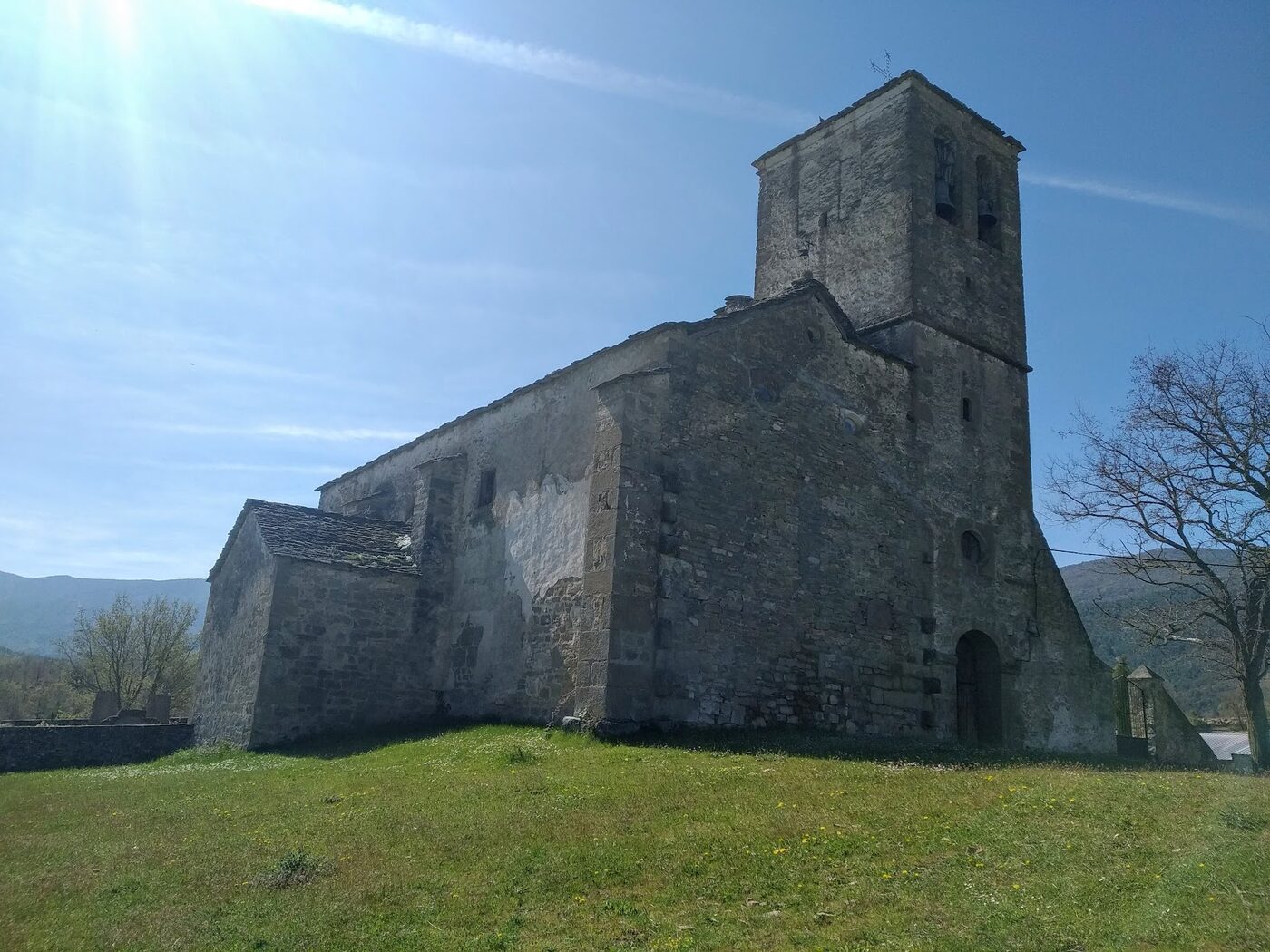Iglesia de la Virgen de la Ascensión en Caldearenas