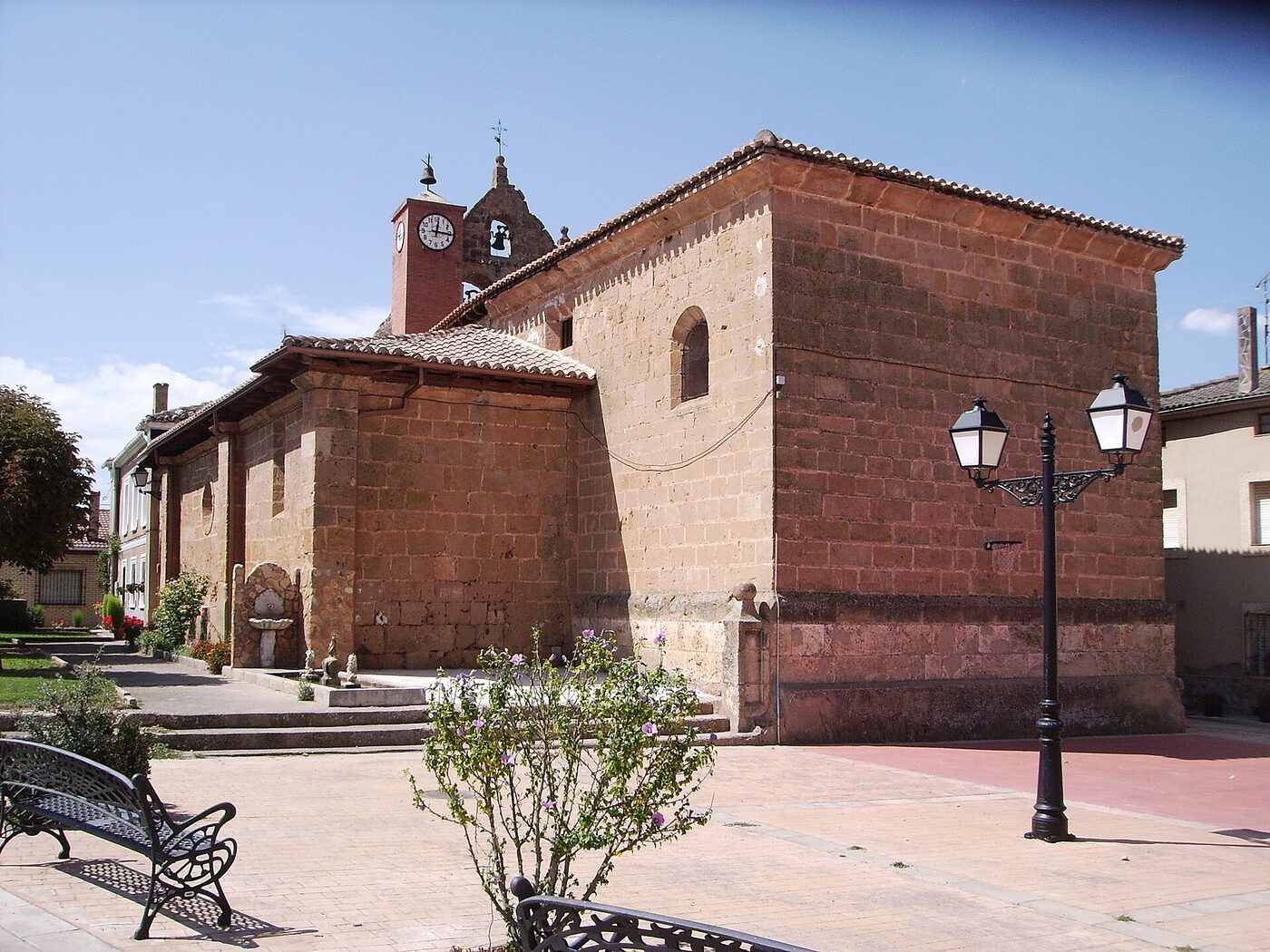 Iglesia de la Asunción de Nuestra Señora en Los Barrios de Bureba