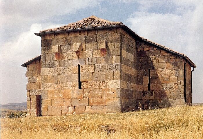 Ermita visigótica de Santa María