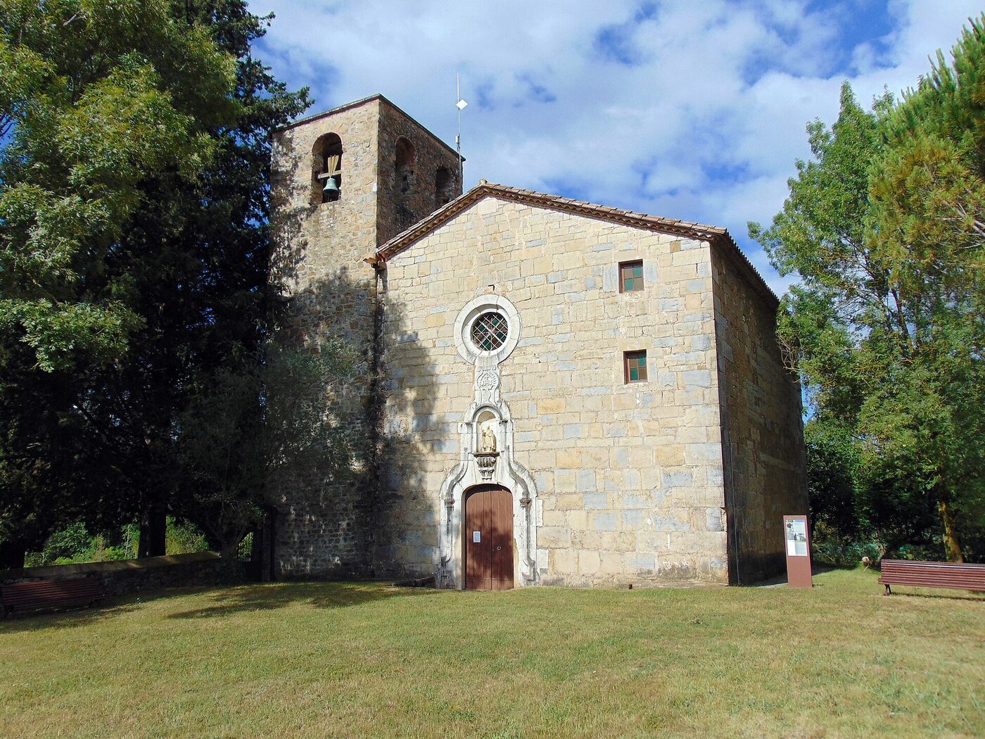 Sant Martí en Sales de Llierca