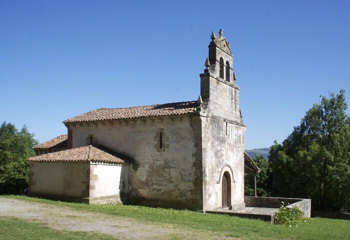 Iglesia de Santa María de Sariegomuerto