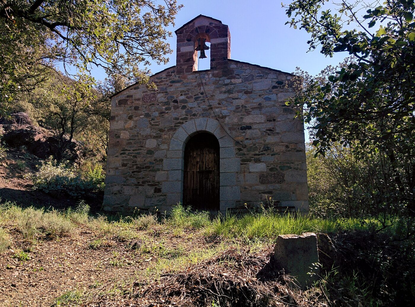 Sant Pere Somont en les Valls de Valira