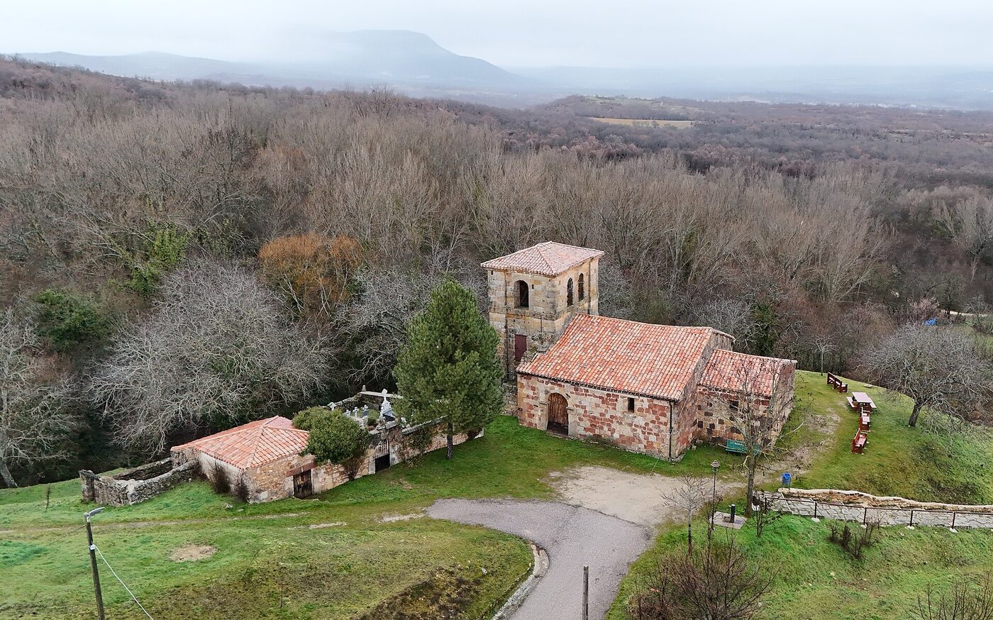 Iglesia de la Invención de la Santa Cruz en Villanueva de Carazo