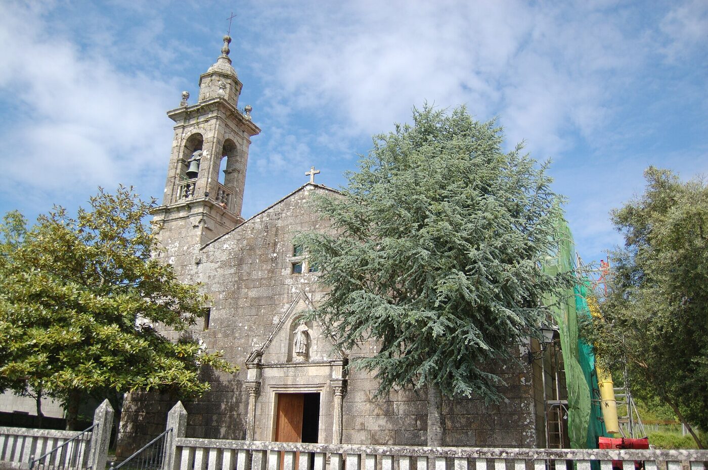 Igrexa de Santa Mariña de Arcos da Condesa en Caldas de Reis