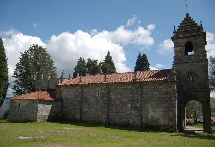Igrexa de San Martiño de Xustáns