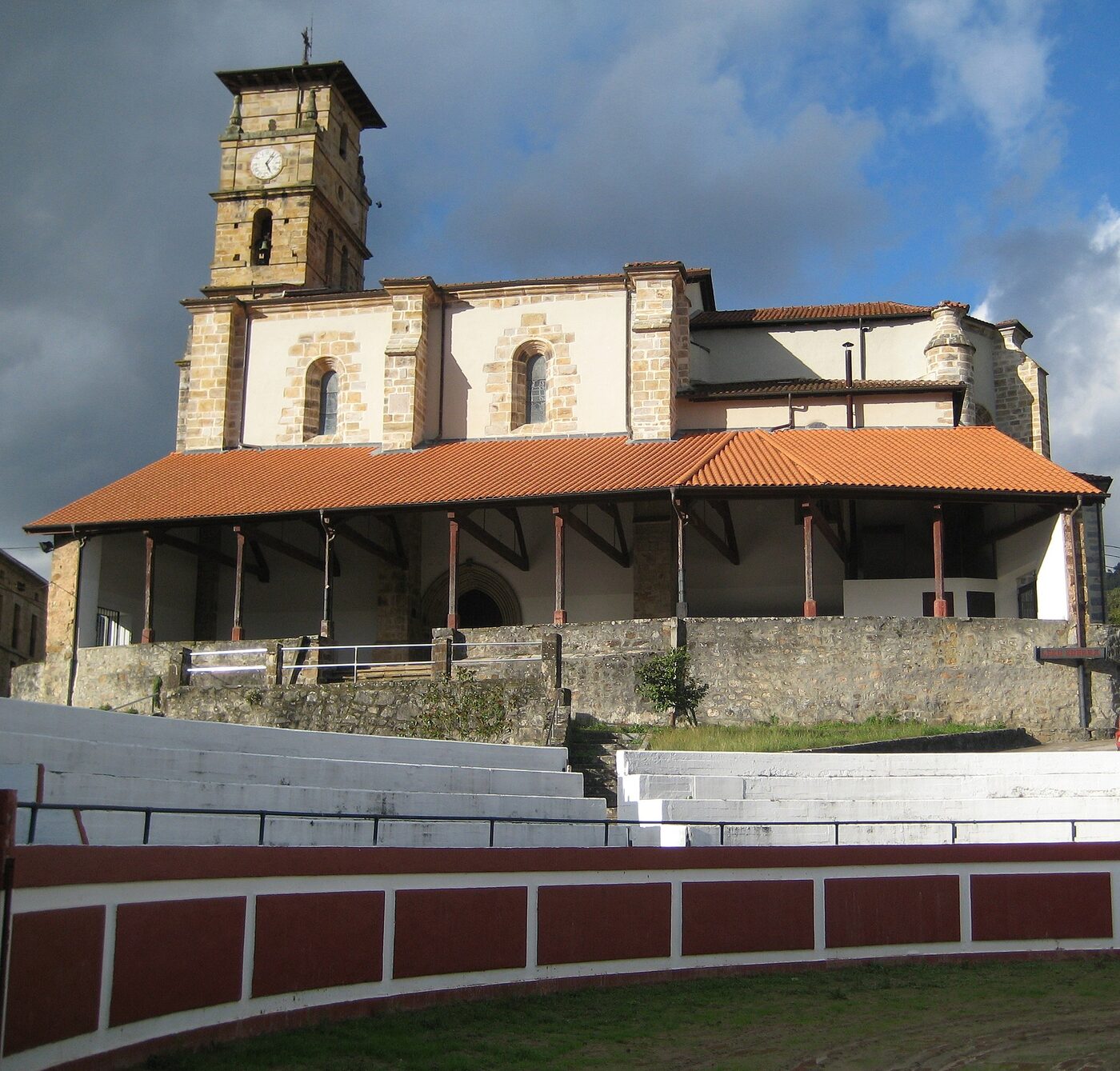 Iglesia de San Pedro de Romaña en Trucios
