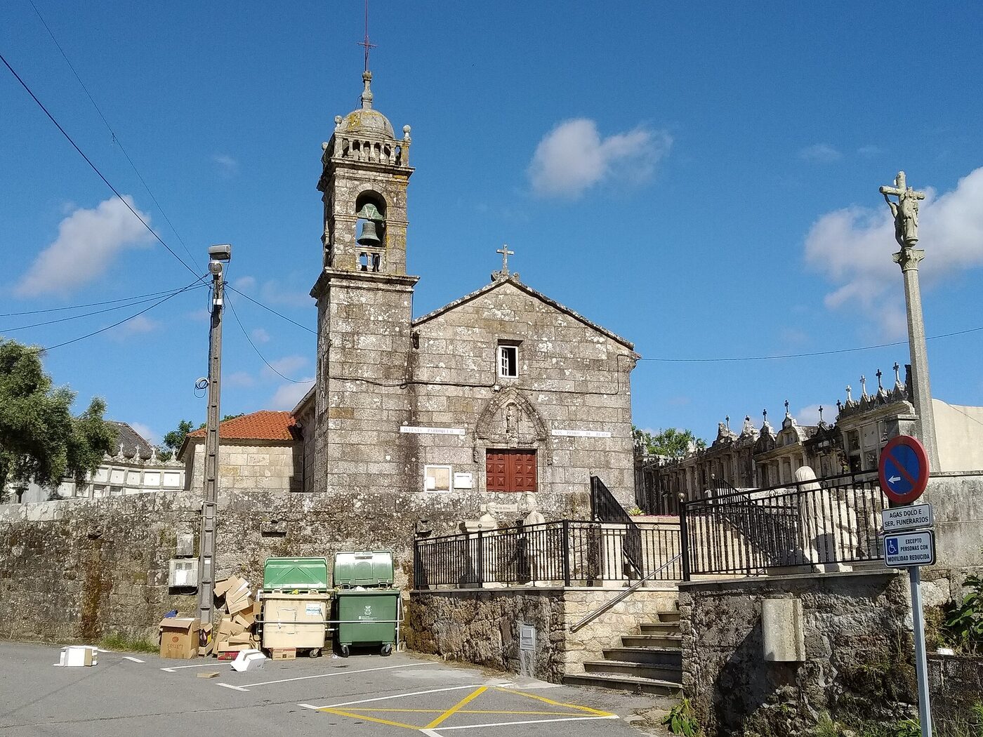 Igrexa de San Pedro de Bealo en Boiro