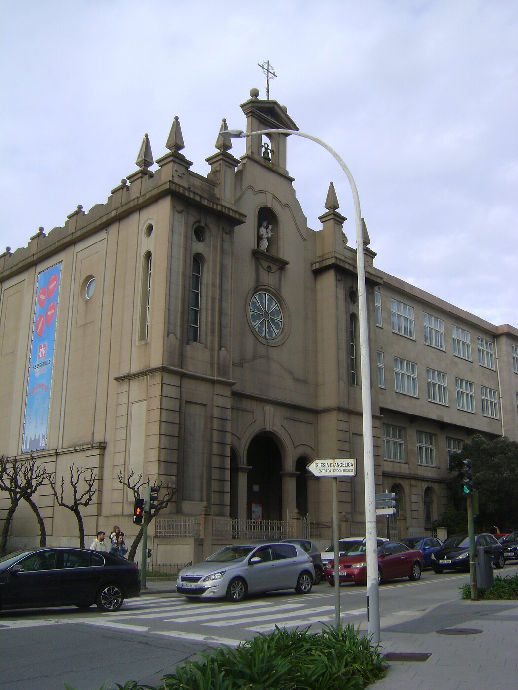 Igrexa de María Auxiliadora en La Coruña