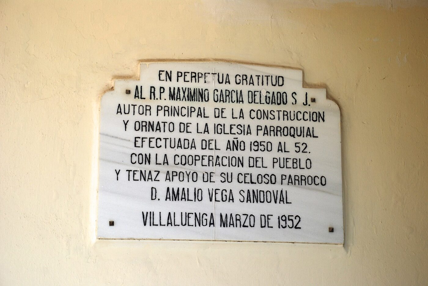 Iglesia Parroquial en Villaluenga de la Vega