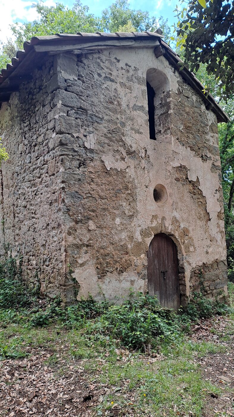 Sant Julià de les Medes en Sant Aniol de Finestres