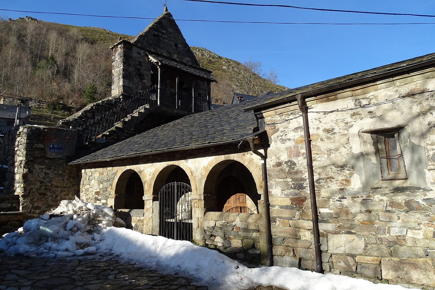 Iglesia de Santa Dorotea de Colinas del Campo de Martín Moro Toledano en Igüeña