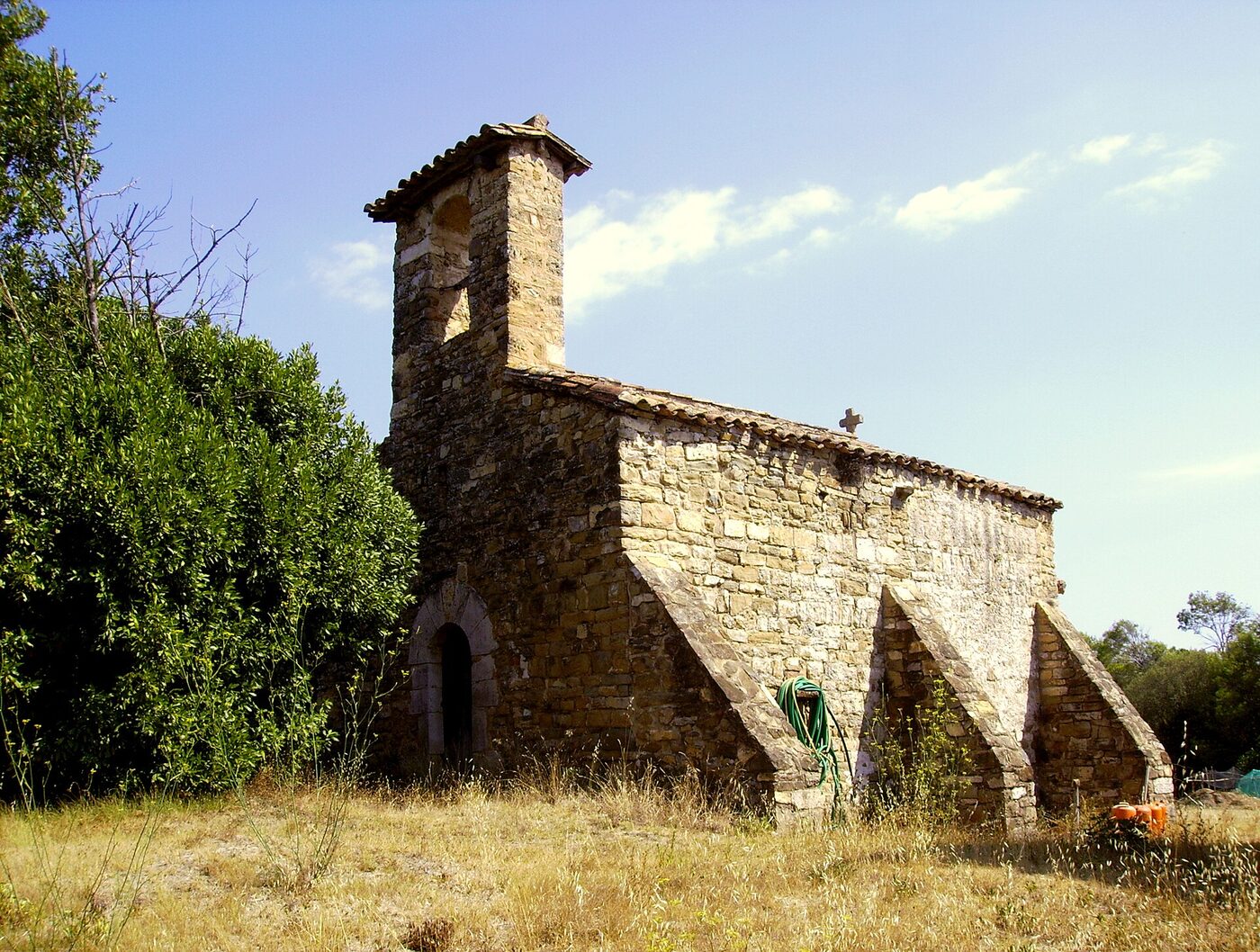 Sant Miquel Sesvinyes en Serinyà