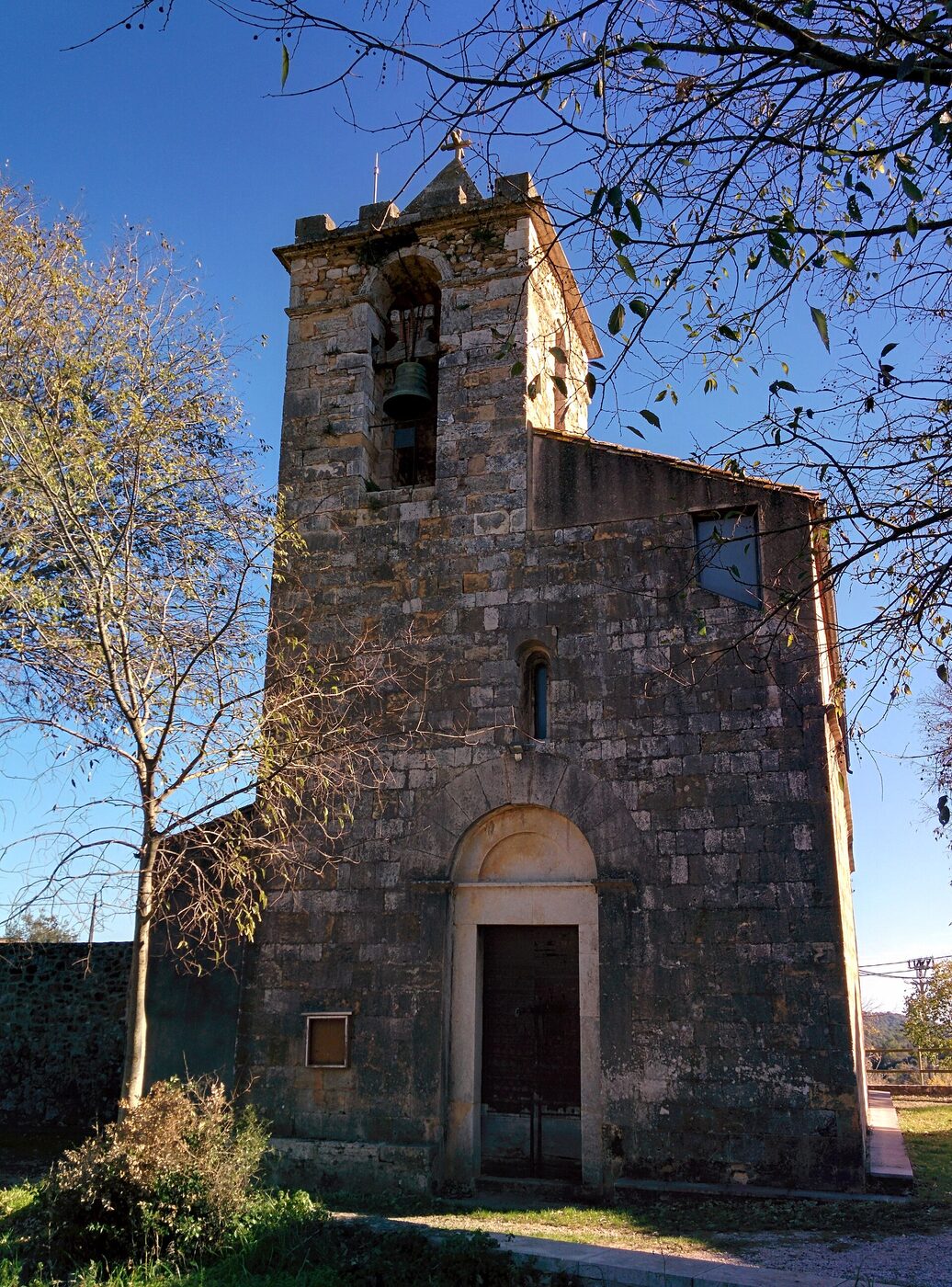 Sant Iscle i Santa Victòria de Centenys en Esponellà