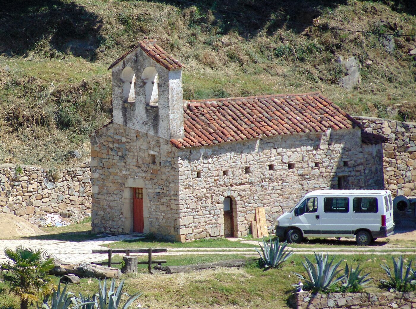 Sant Miquel de Maifré en Osor