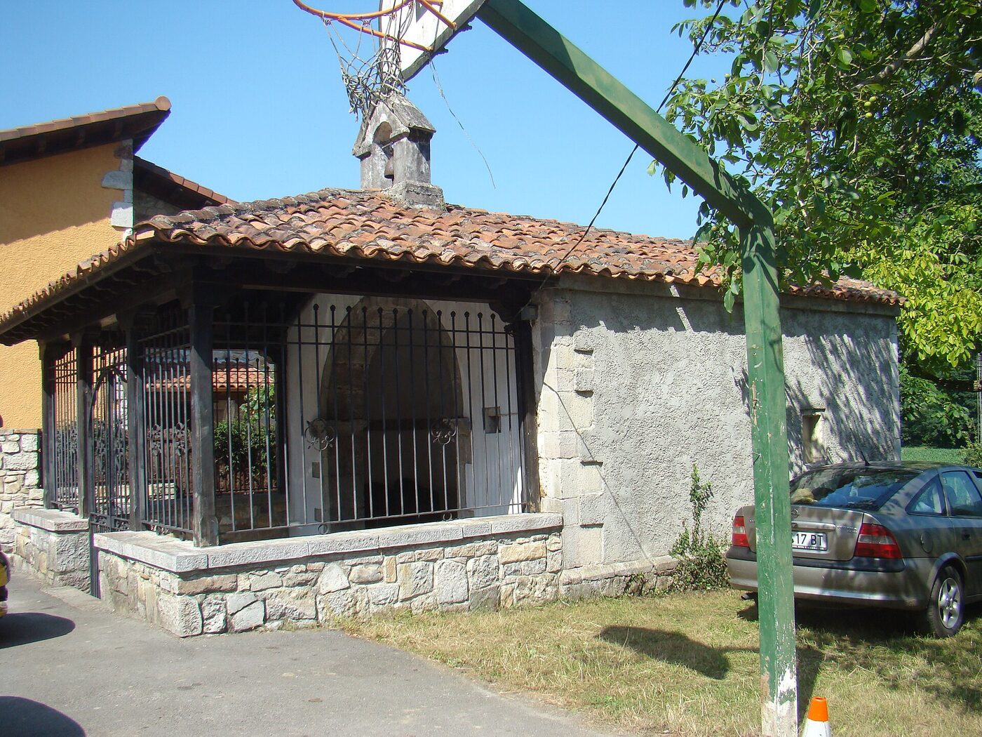 Ermita de Santiago en Ribadesella