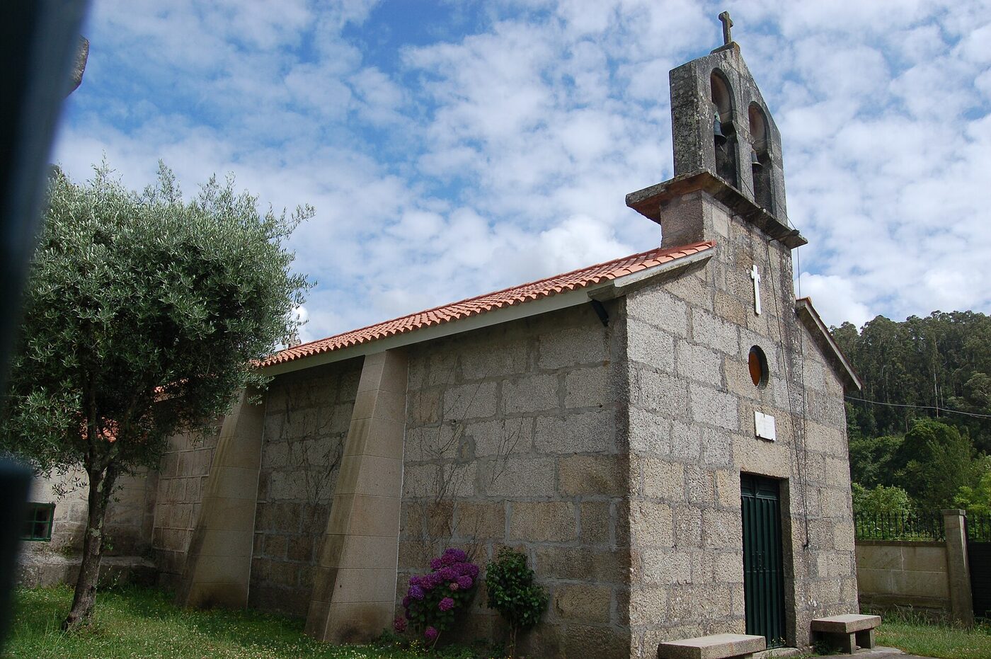 Igrexa de Santo André de Lourizán en Pontevedra