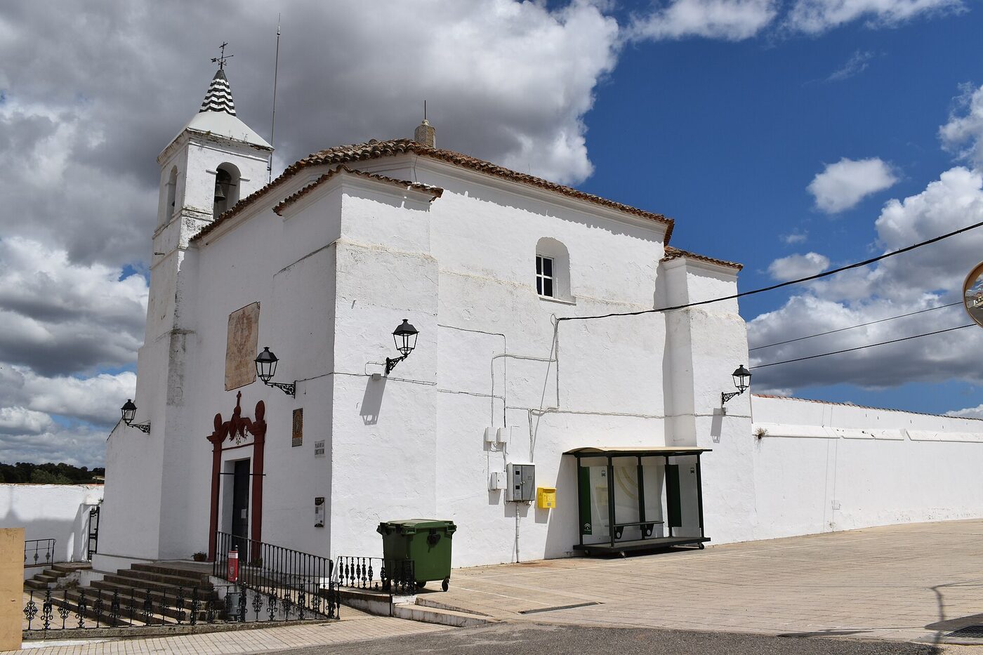 Iglesia de San Pedro en Cumbres de Enmedio