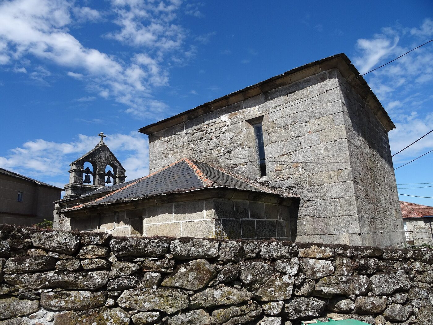Igrexa de Santa María de Manzalvos en A Mezquita